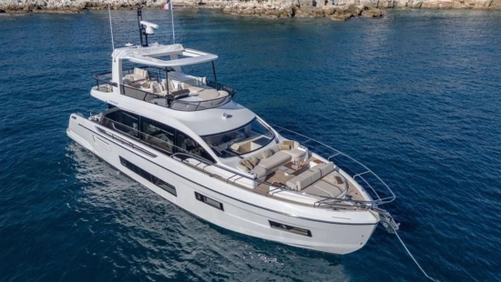 Azimut Fly 62 usata in vendita