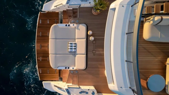 Azimut Fly 62 usata in vendita