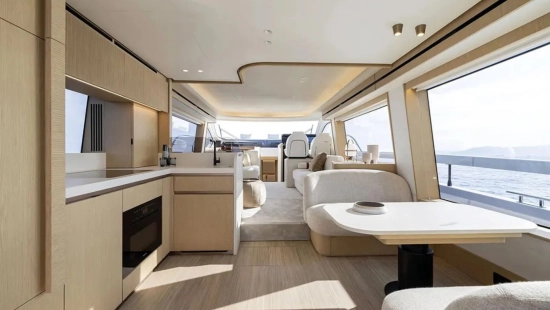 Azimut Fly 62 usata in vendita