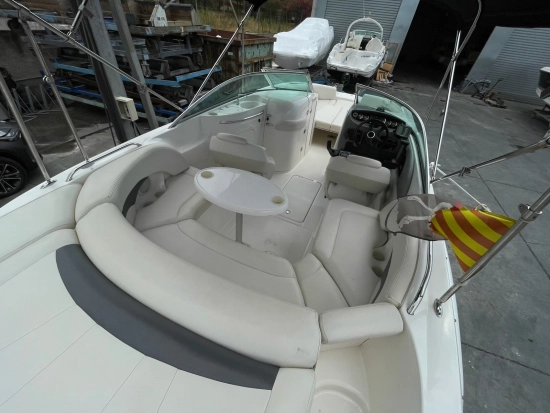Chaparral Sunesta 236 usata in vendita