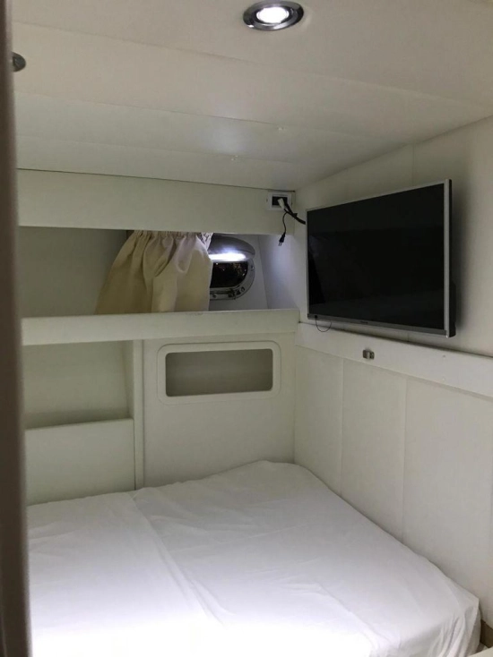 Magnum Marine 53 usata in vendita