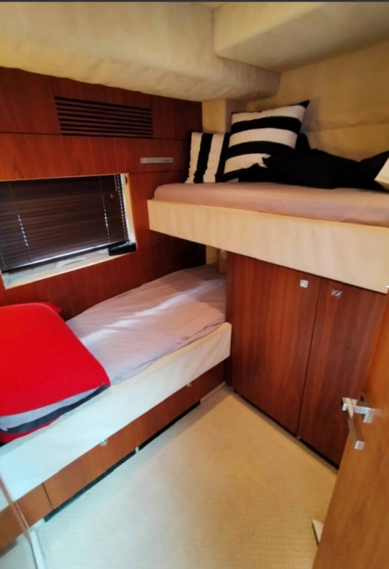 Sunseeker Predator 64 usado à venda
