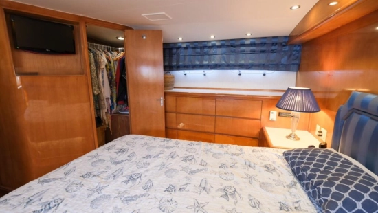 Hatteras Yachts 70 de segunda mano en venta