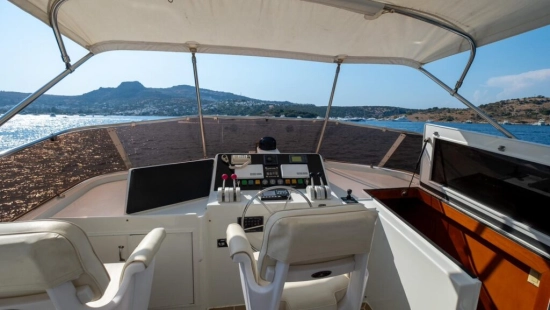 Hatteras Yachts 70 de segunda mano en venta