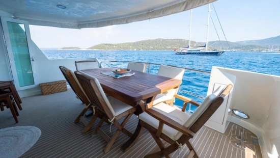 Hatteras Yachts 70 de segunda mano en venta