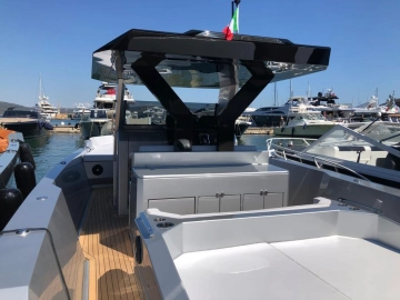 Reale Heritage 40 usata in vendita