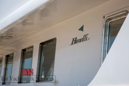 Benetti 33 usado à venda