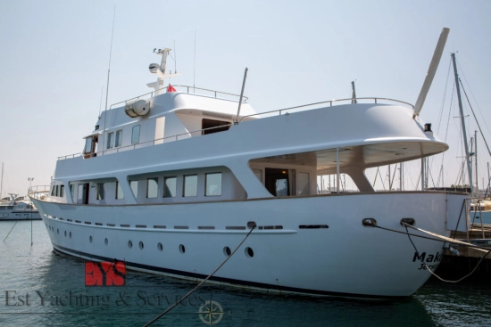 Benetti 33 usado à venda