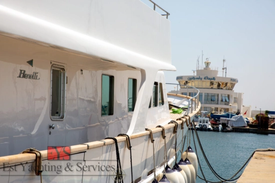 Benetti 33 usado à venda