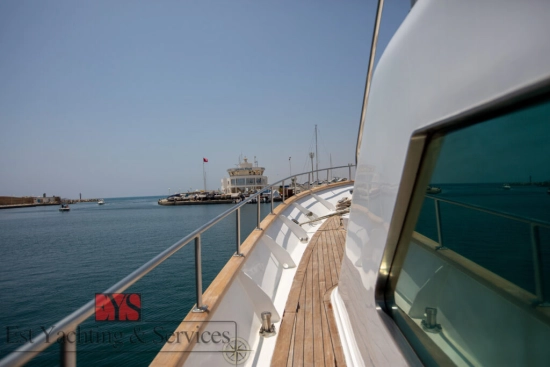 Benetti 33 usado à venda