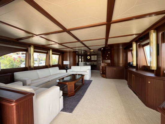Ferretti Custom Line Navetta 27 usata in vendita