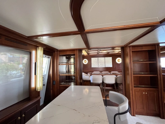 Ferretti Custom Line Navetta 27 usata in vendita