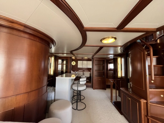 Ferretti Custom Line Navetta 27 usata in vendita