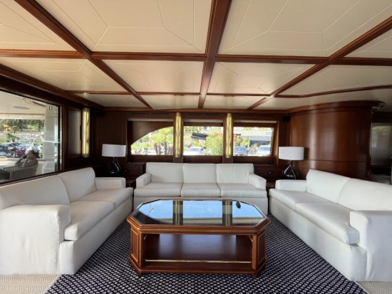 Ferretti Custom Line Navetta 27 usata in vendita