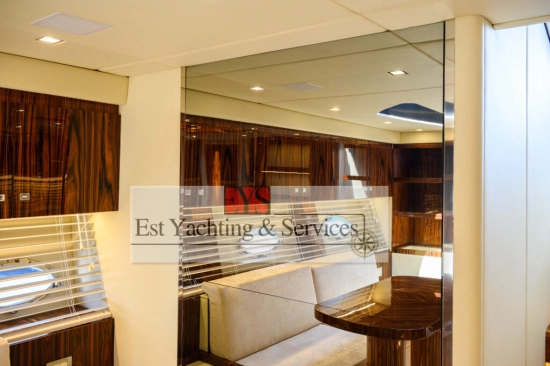 Sunseeker Predator 68 usata in vendita