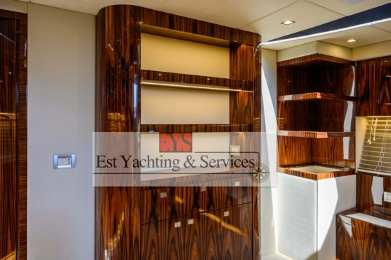 Sunseeker Predator 68 usata in vendita