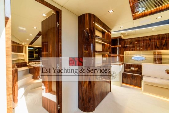 Sunseeker Predator 68 usata in vendita