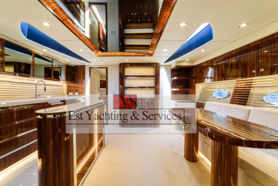 Sunseeker Predator 68 usata in vendita