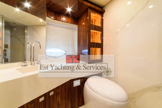 Sunseeker Predator 68 usata in vendita