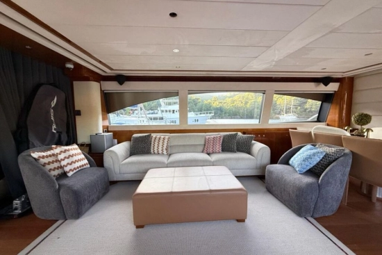 Ferretti 830 usata in vendita
