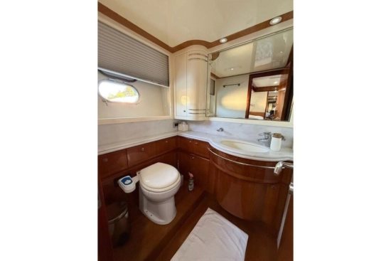 Ferretti 830 usata in vendita