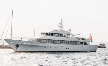 Camper & Nicholsons 130 usata in vendita