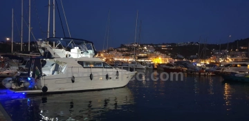 Ferretti 40 altura Fly usado à venda