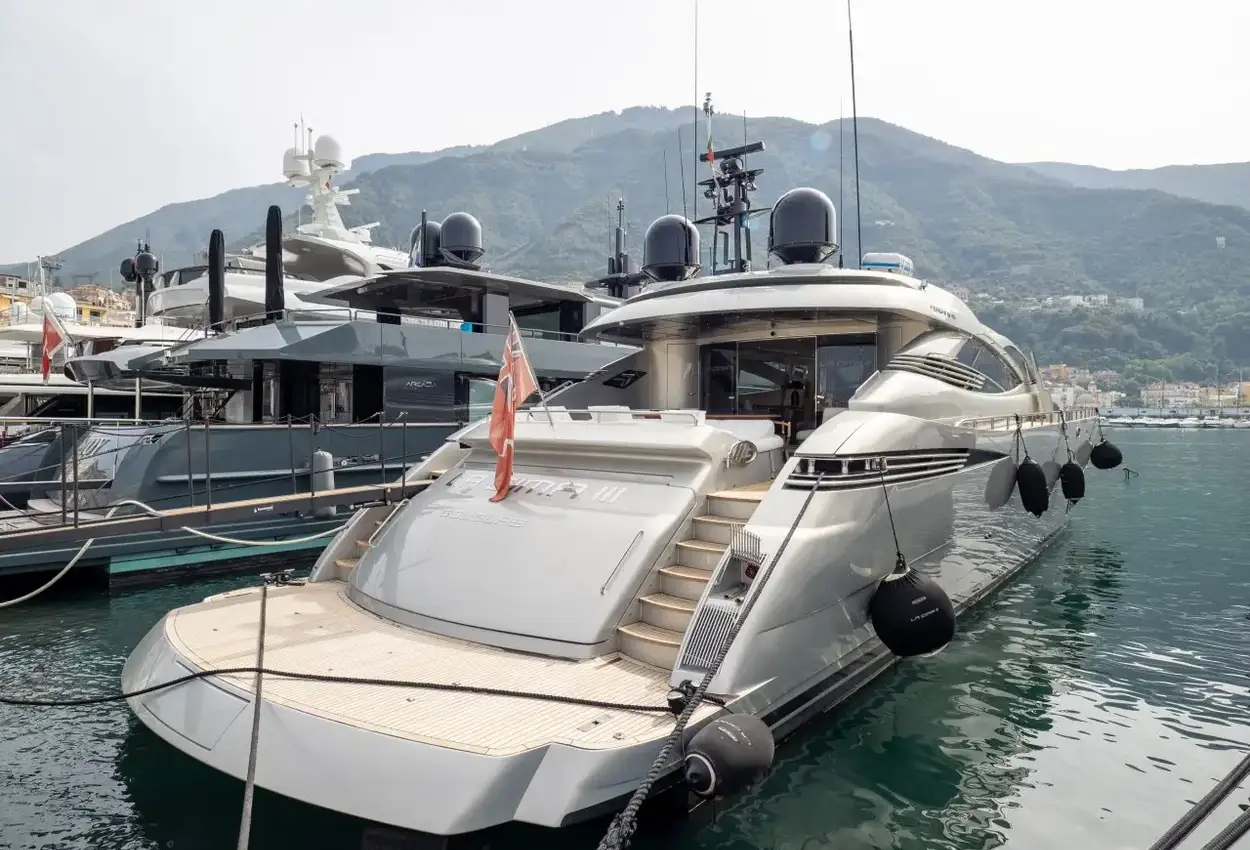 Pershing 115 usata in vendita