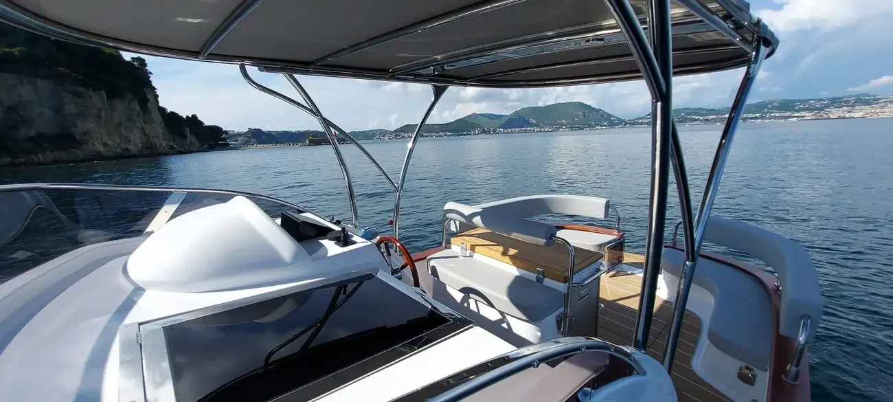 Cantieri Tirrenia VIVEUR 28 de segunda mano en venta