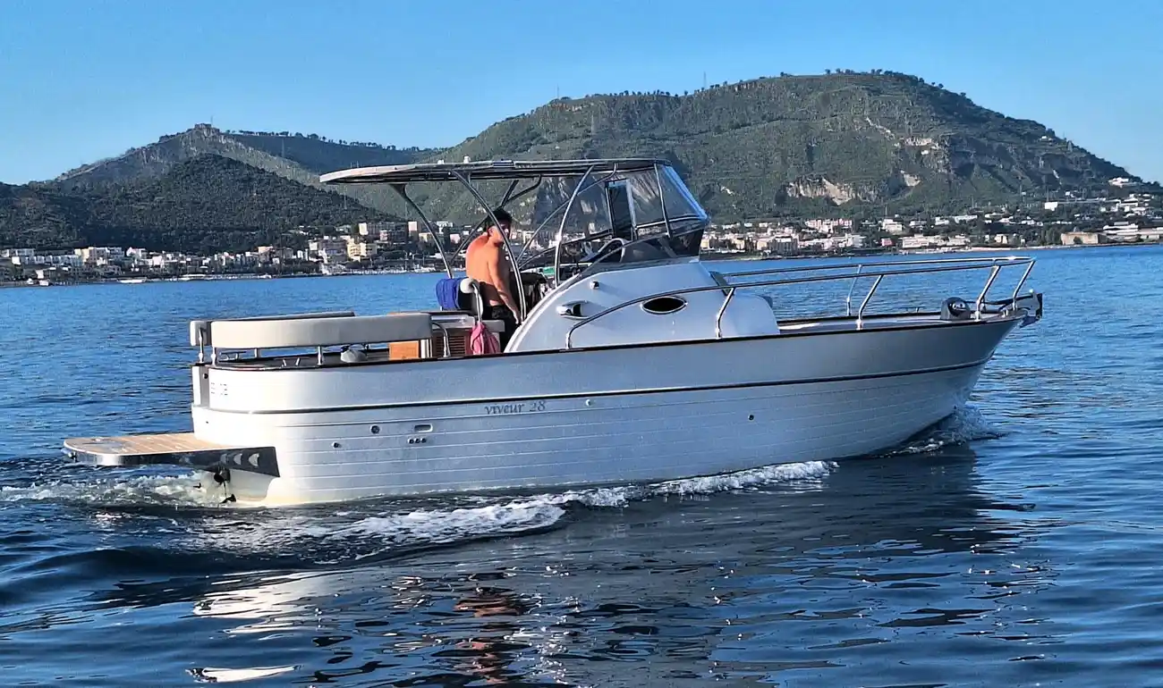 Cantieri Tirrenia VIVEUR 28 de segunda mano en venta