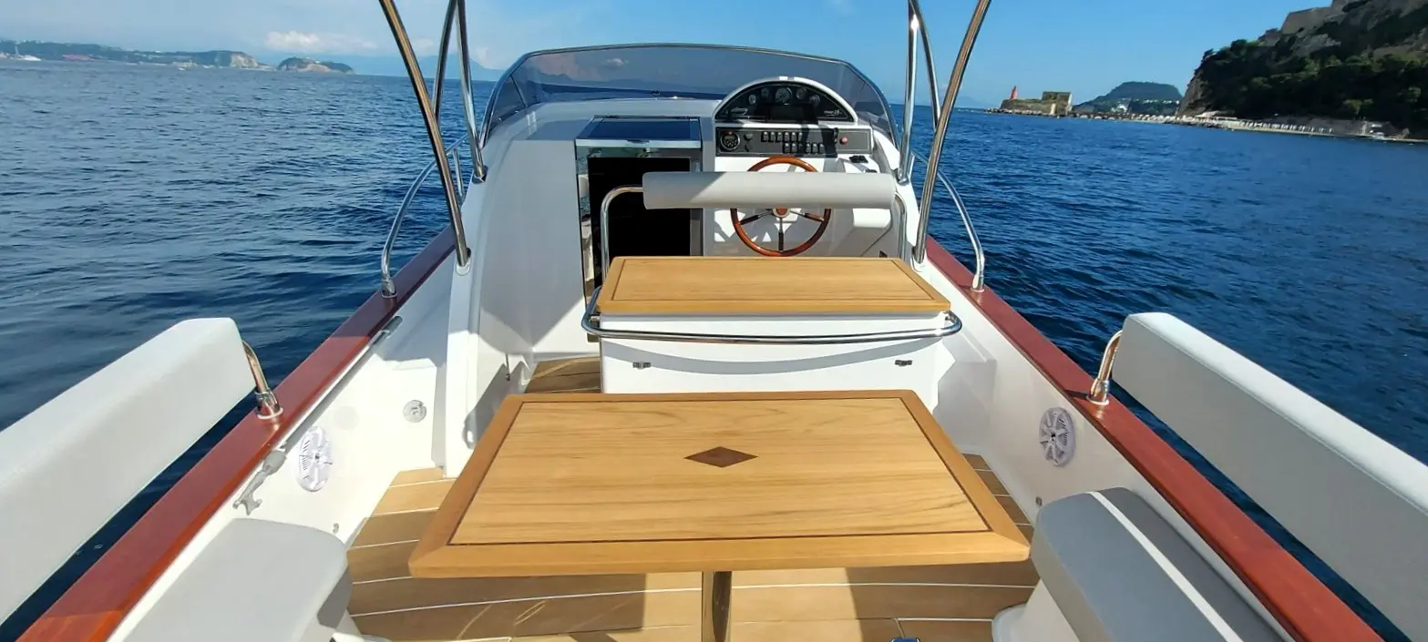 Cantieri Tirrenia VIVEUR 28 de segunda mano en venta