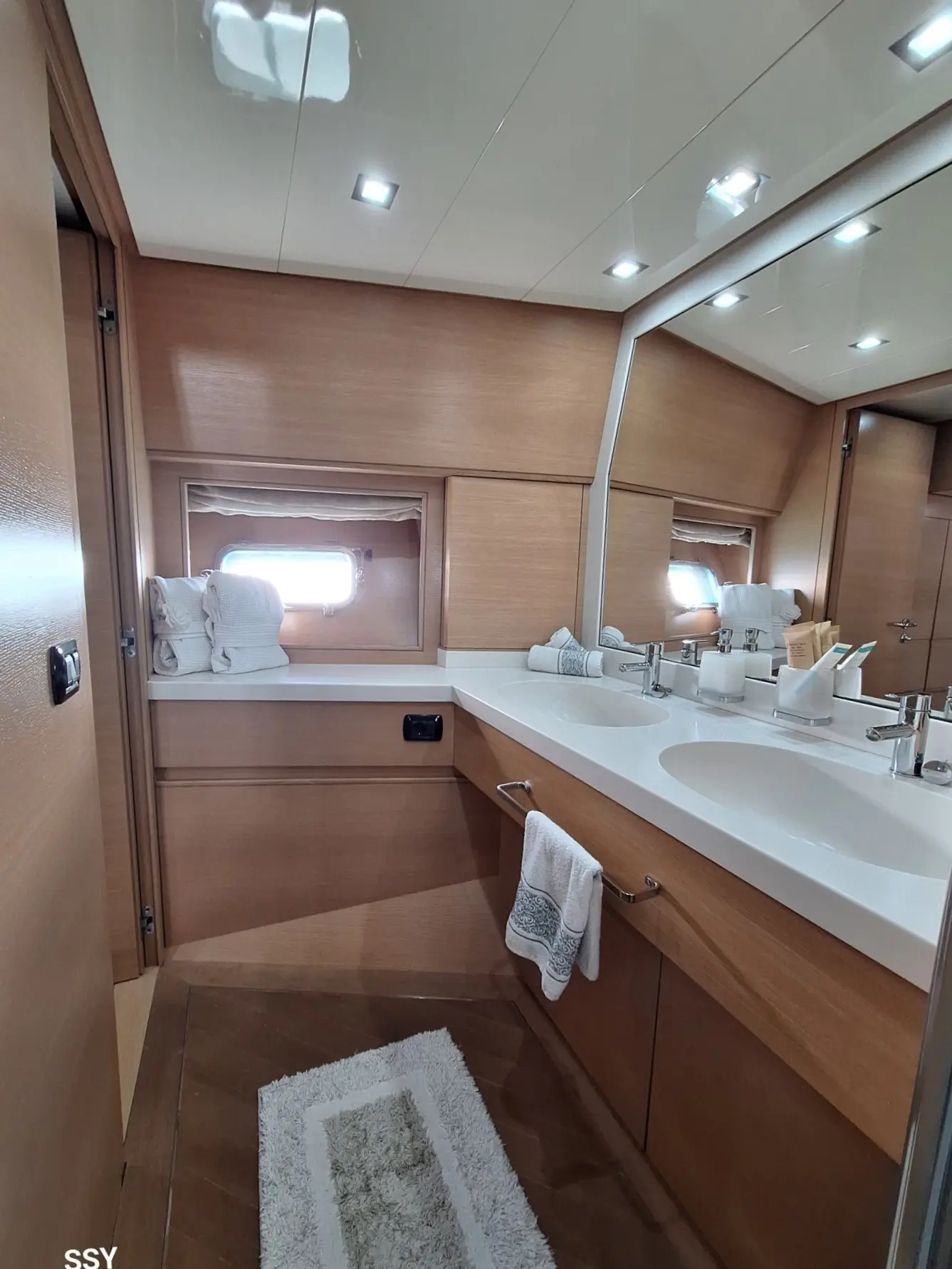 Cerri Cantieri Navali 86 Flying Sport de segunda mano en venta