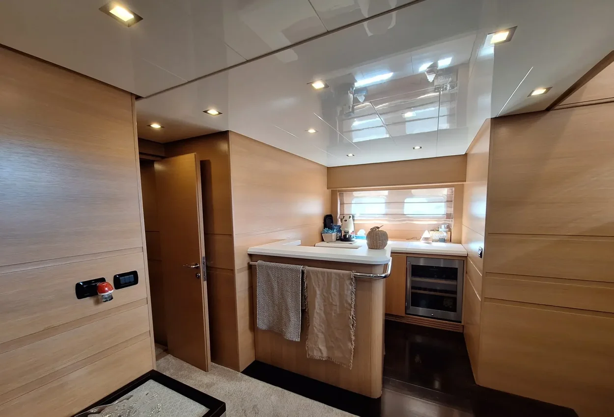 Cerri Cantieri Navali 86 Flying Sport de segunda mano en venta