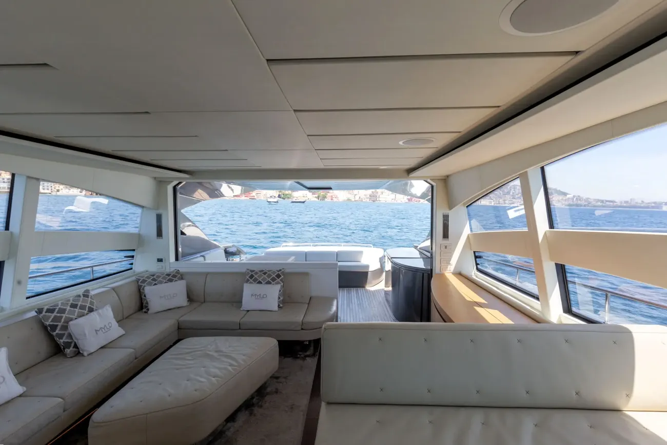 Pershing 74 usata in vendita