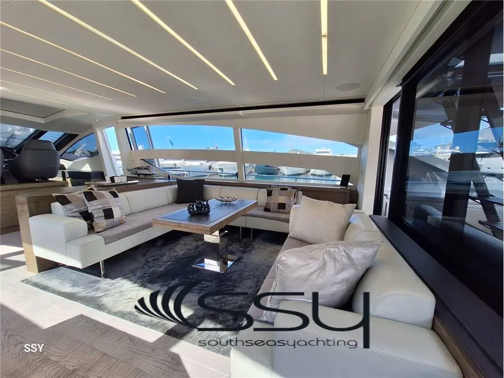 Pershing 82 de segunda mano en venta
