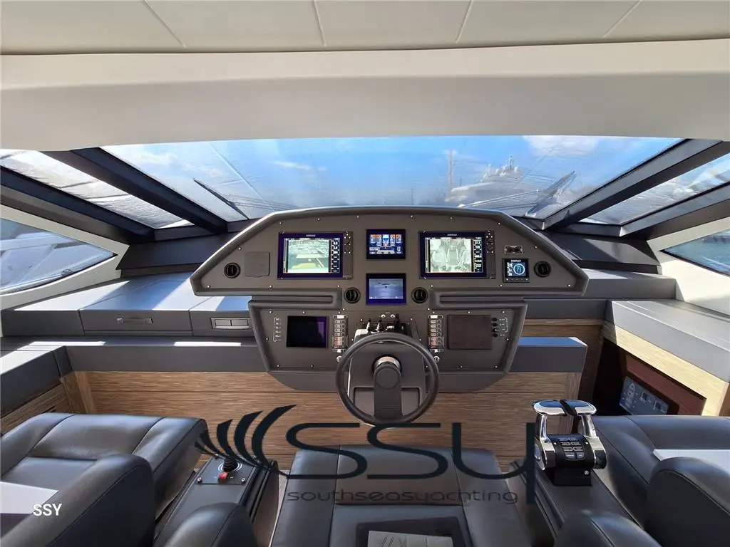 Pershing 82 de segunda mano en venta