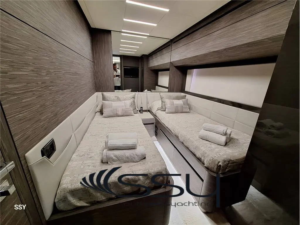 Pershing 82 de segunda mano en venta