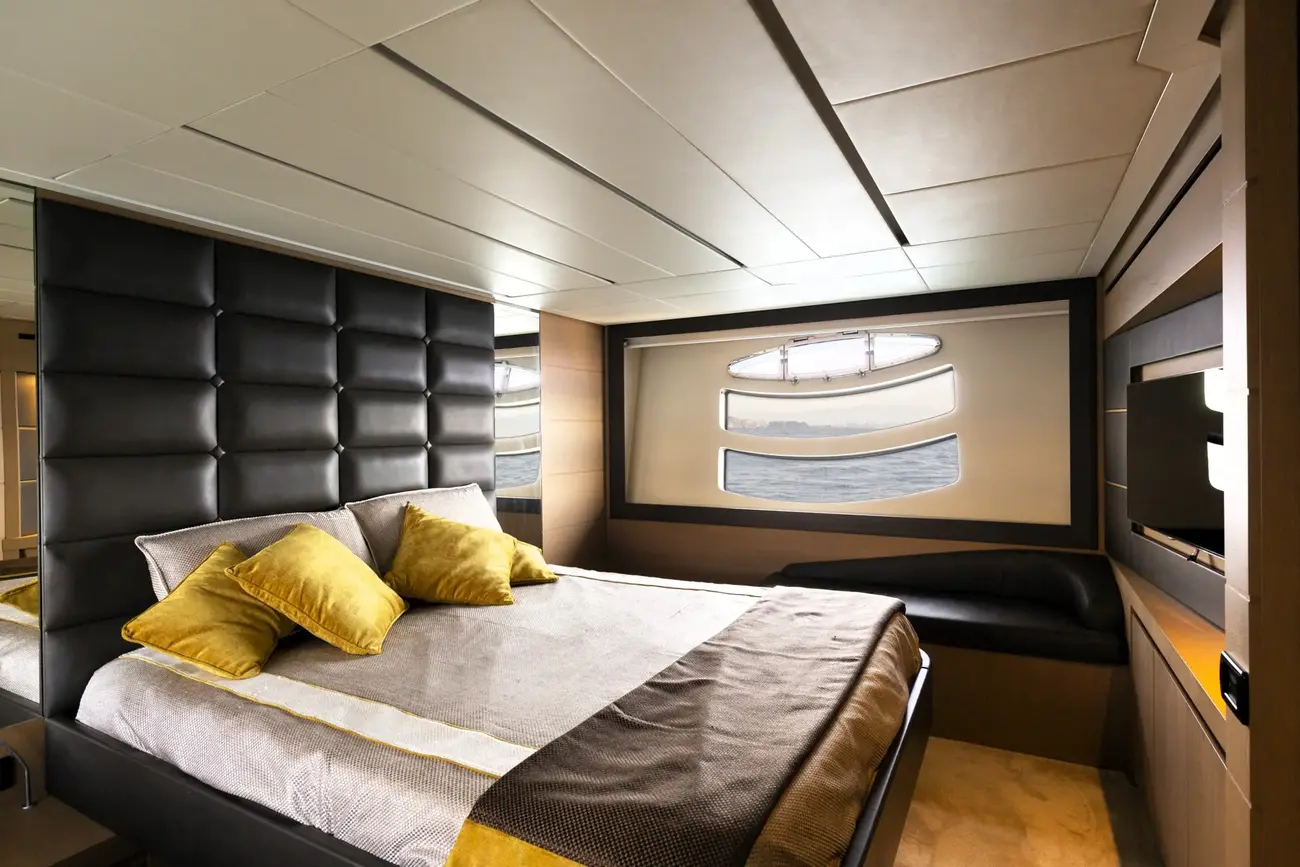 Pershing 74 de segunda mano en venta