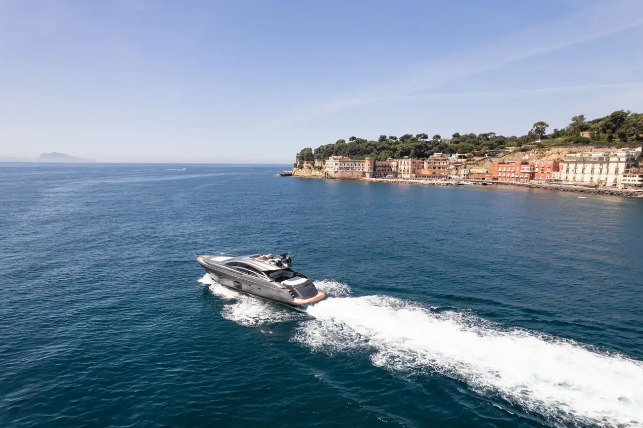 Pershing 74 de segunda mano en venta