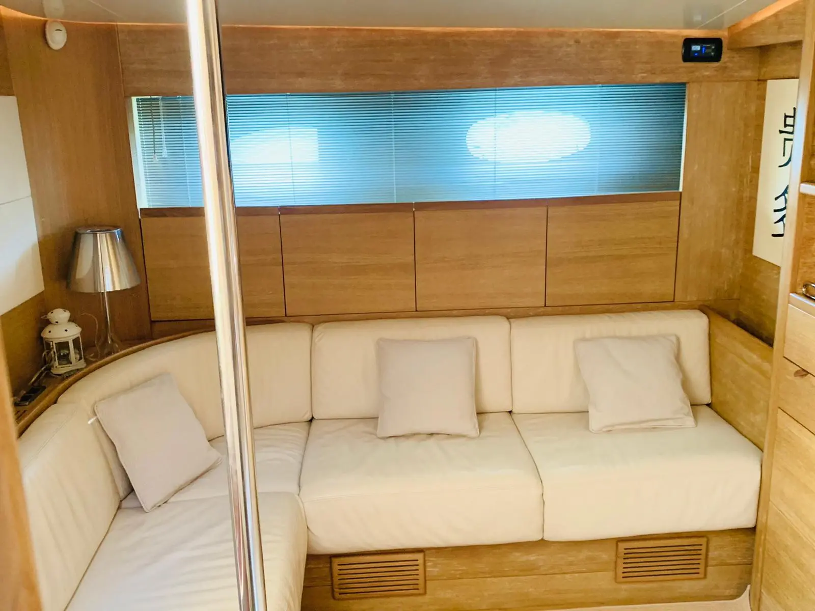 Magnum Marine 53 Sport usata in vendita