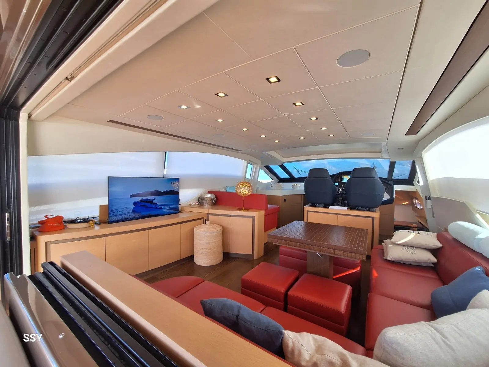 Pershing 72 usata in vendita