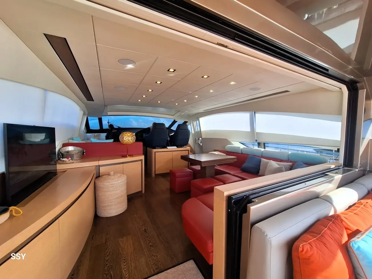 Pershing 72 usata in vendita