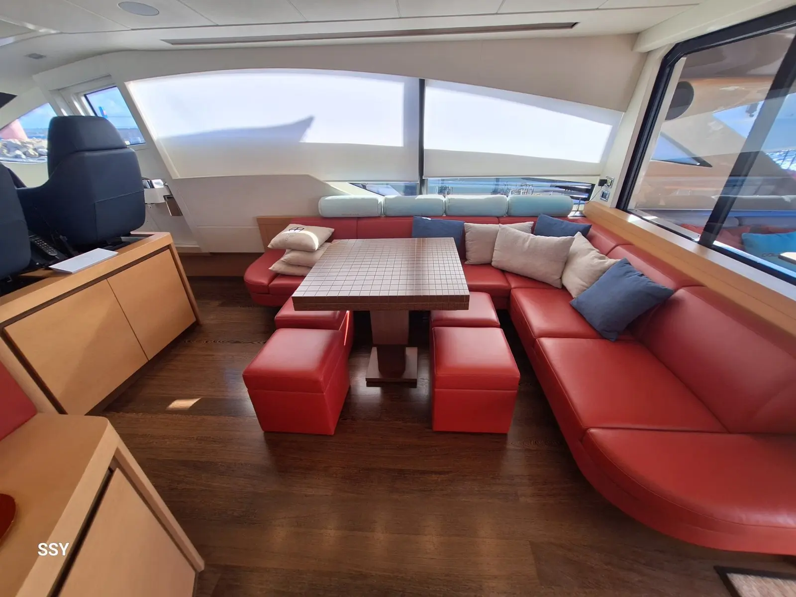 Pershing 72 usata in vendita