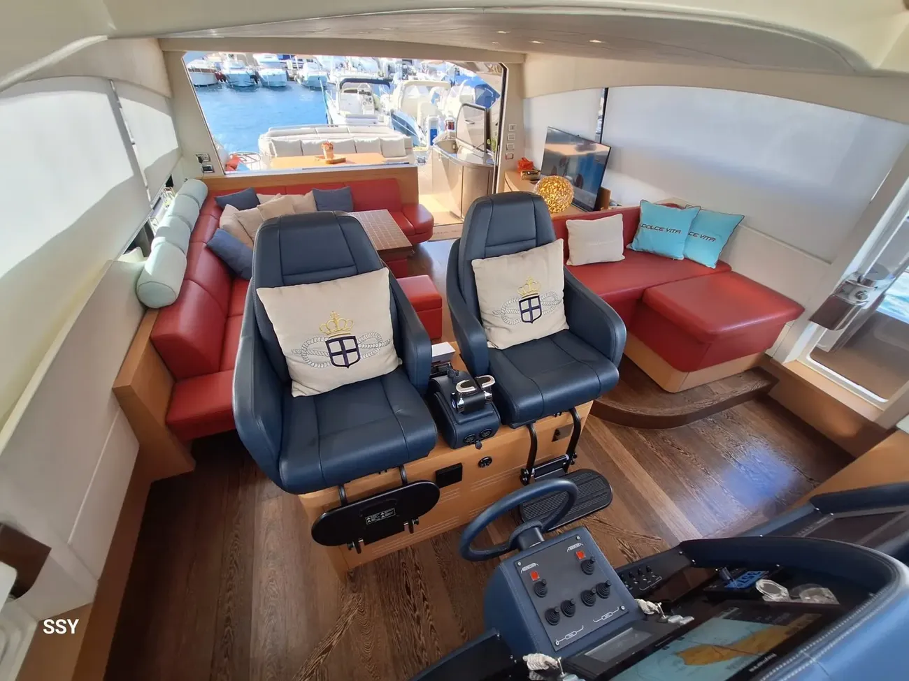 Pershing 72 usata in vendita