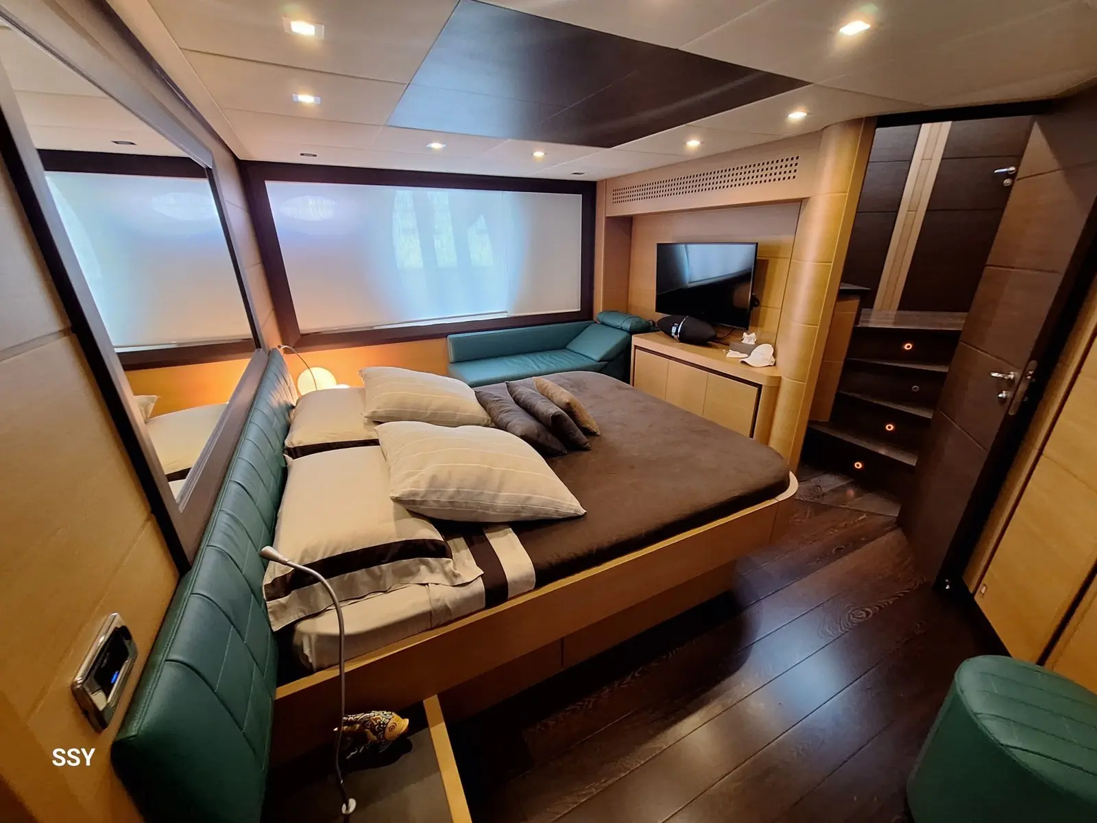 Pershing 72 usata in vendita