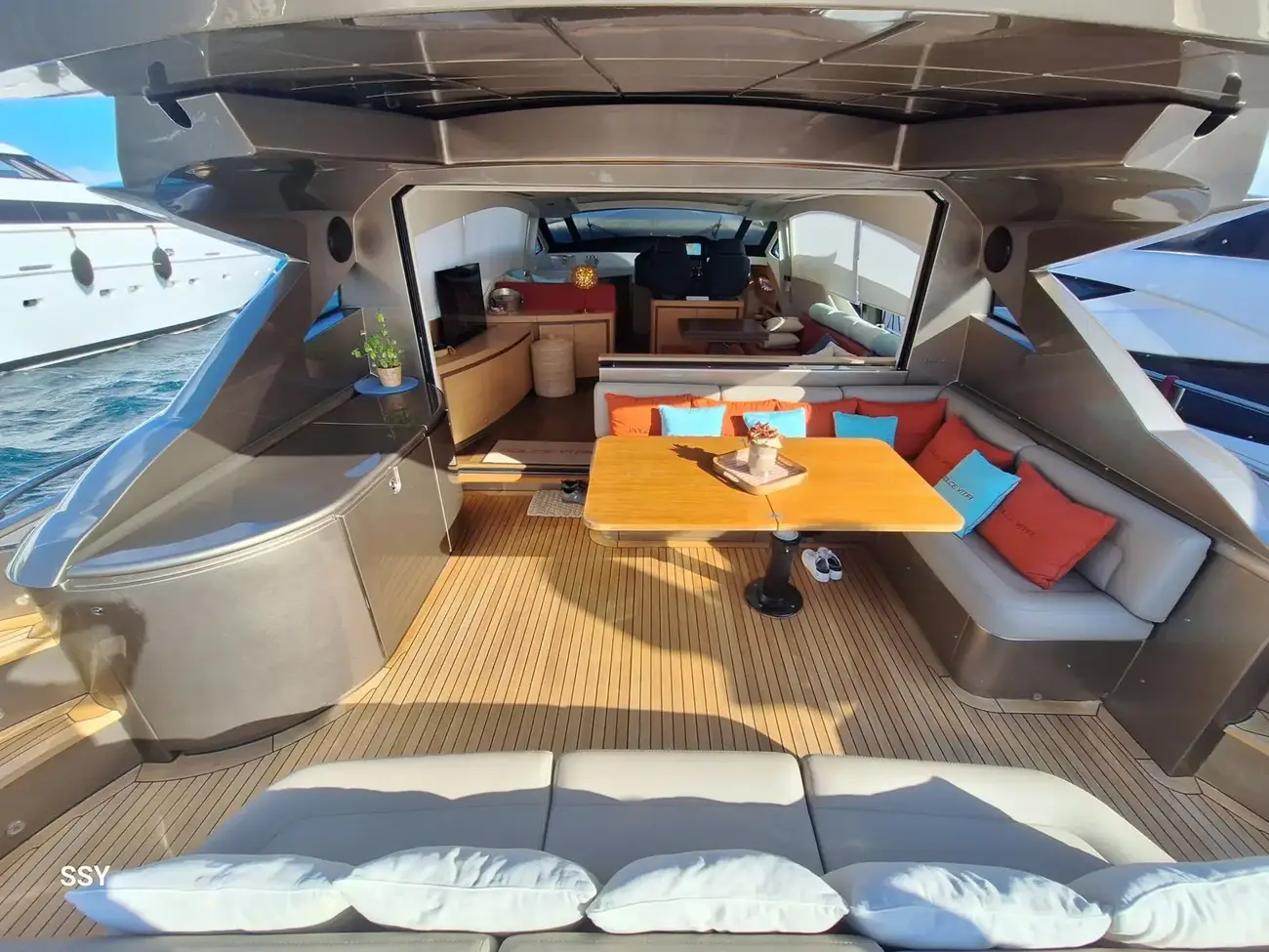 Pershing 72 usata in vendita