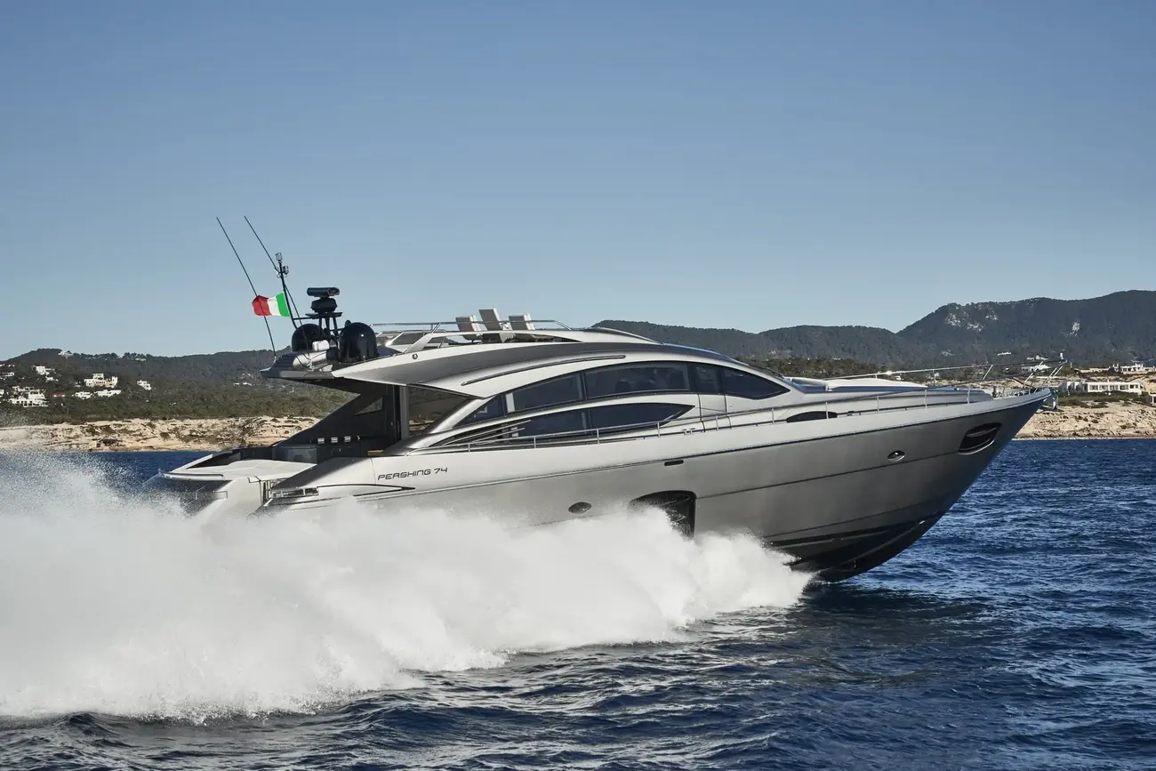 Pershing 74 usata in vendita