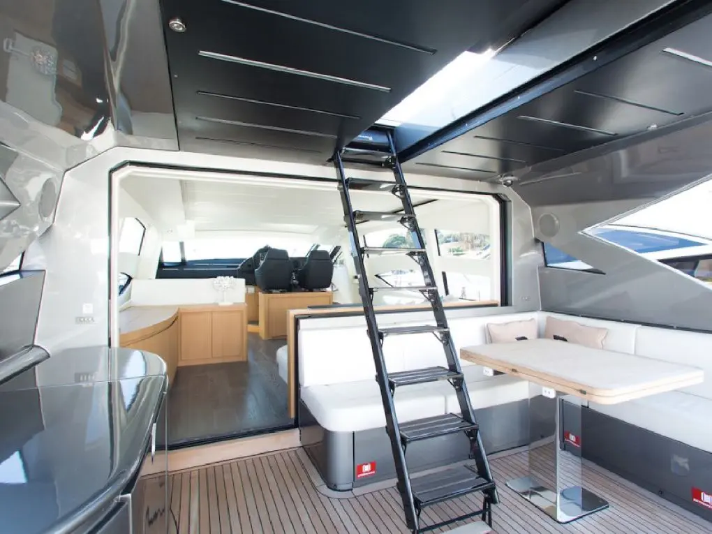 Pershing 74 de segunda mano en venta