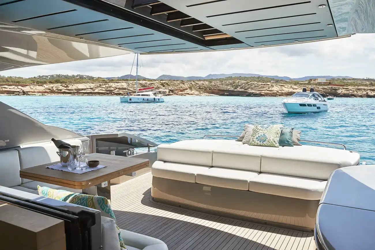 Pershing 74 de segunda mano en venta