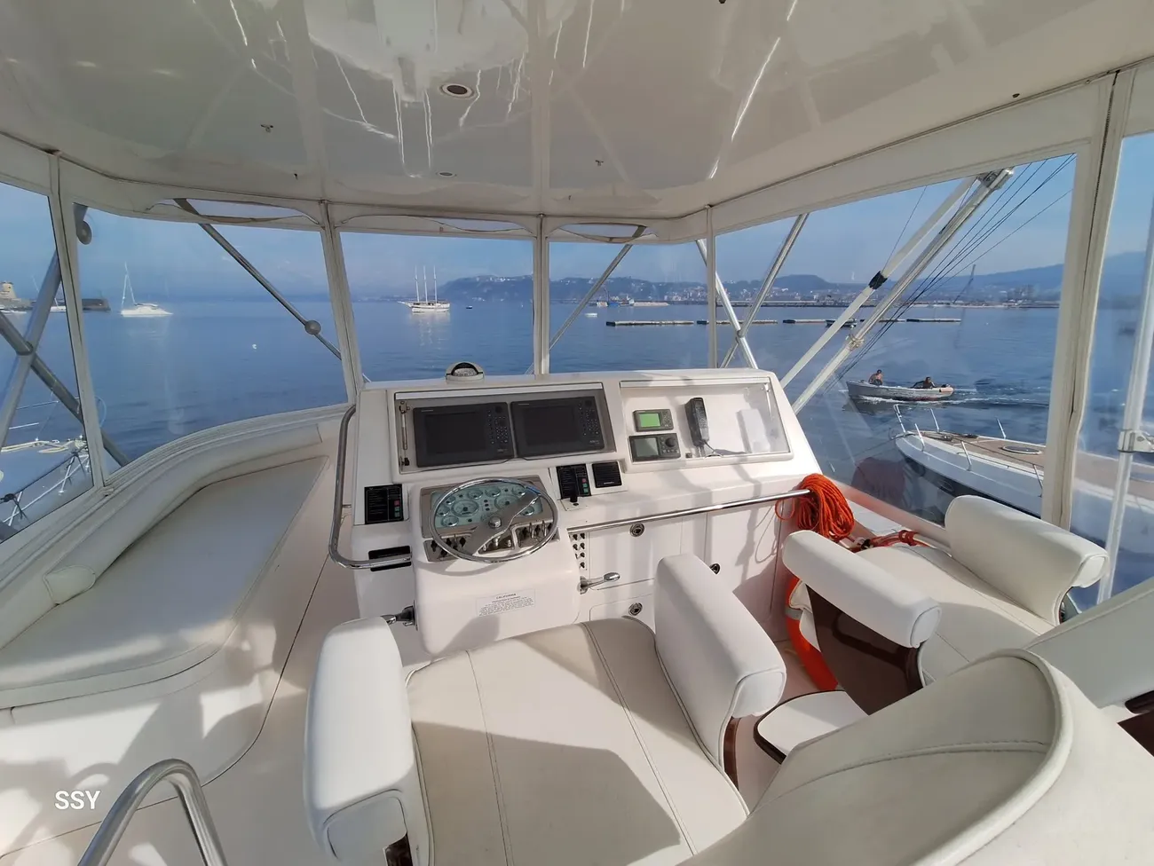 Cabo Yachts 43 usata in vendita